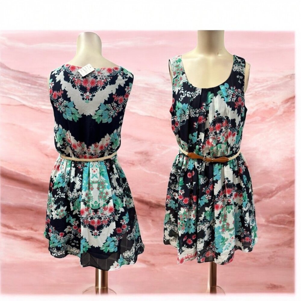IZ,Woman,Dress Spring,Multicolor,Size M,Sleeveless,Floral,Knee Length, Belt.!